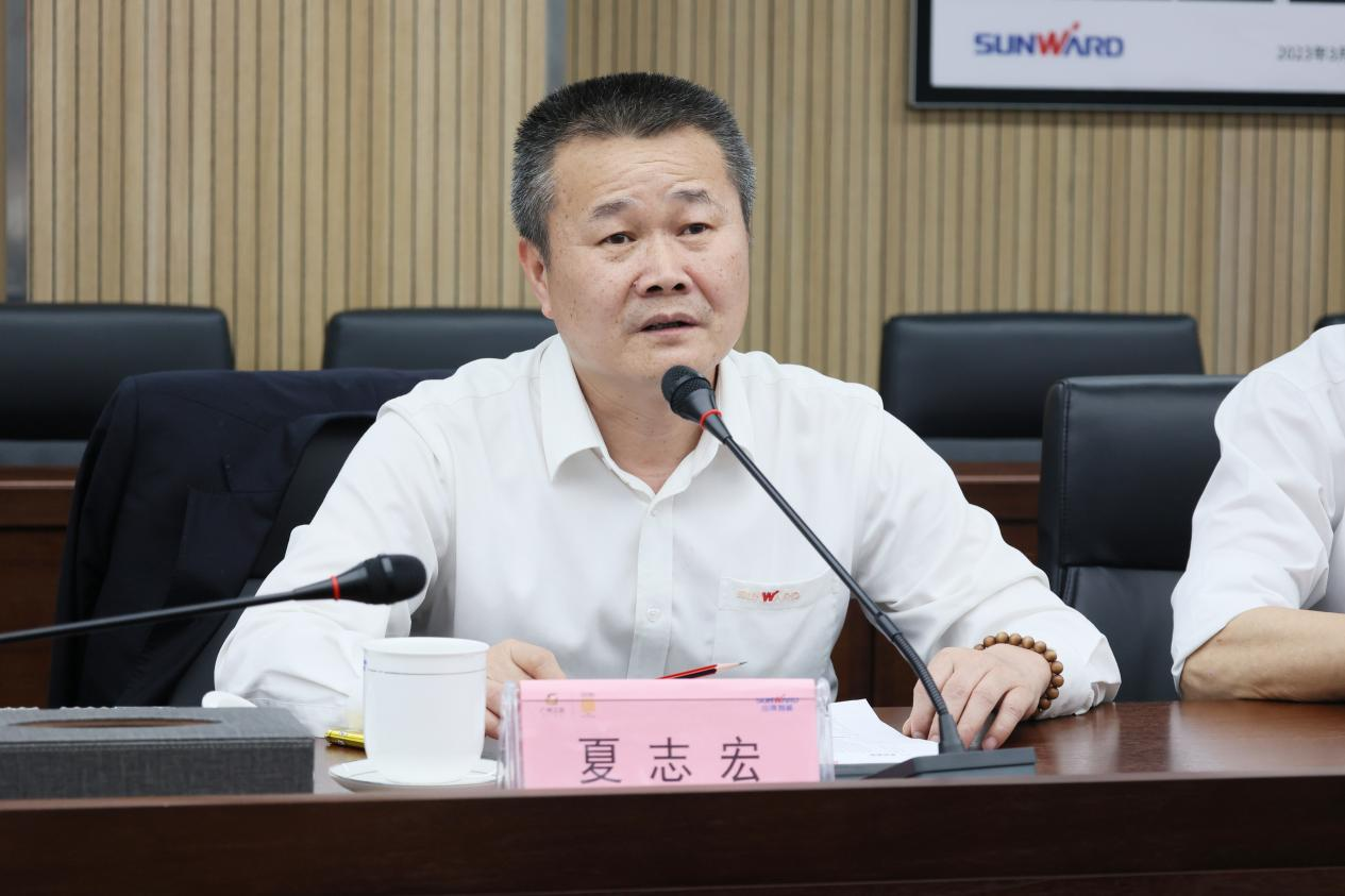湖南钢铁集团党委书记、董事长李建宇到3354cc金沙集团调研交流